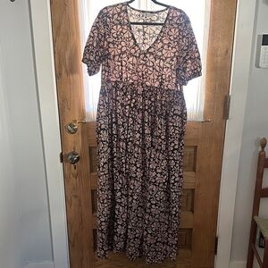 Floral V-Neck Maxi Dress in Black and Blush - Lala Fashion